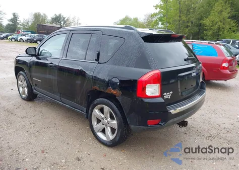 2013 Jeep Compass Limited z USA, uszkodzony, nr VIN 1C4NJDCB0DD281352